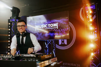 MUSIC TOM Tomasz Wieszczeczyński | DJ na wesele Poznań, wielkopolskie