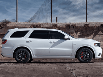 Carat - Biały Dodge Durango 6,4 SRT | Auto do ślubu Warszawa, mazowieckie