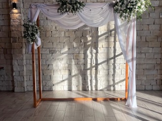 AP - Drewniana ścianka do zdjęć | Dekoracje ślubne Wieliczka, małopolskie