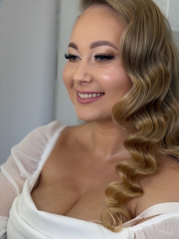 Katarzyna Szafrańska | Uroda, makijaż ślubny Góra Kalwaria, mazowieckie