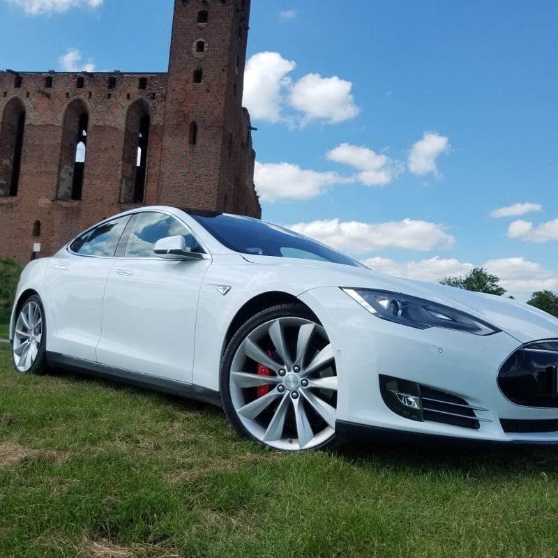 Tesla S do Slubu