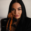Victoria Duda cello
