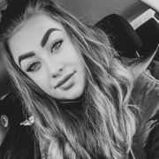karolina wielgórska