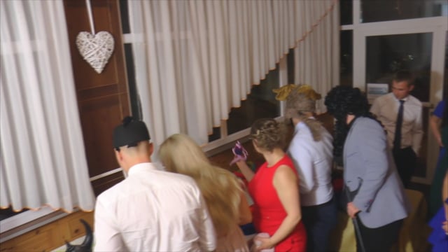 Fotobudka Pstryk Fotka -Idealna na Twoją imprezę + Foto i Wideo - film 1