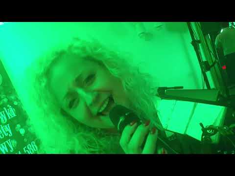 Zespół Muzyczny CARMEN z saksofonem i Wodzirejem !!! - film 1