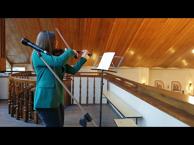 Śpiew & Skrzypce - Solistka Martyna - film 1