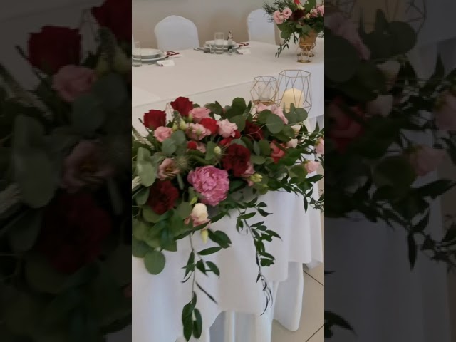 Dekoracje Ślubne, florystyka, wypożyczalnia, słodki stół - film 1
