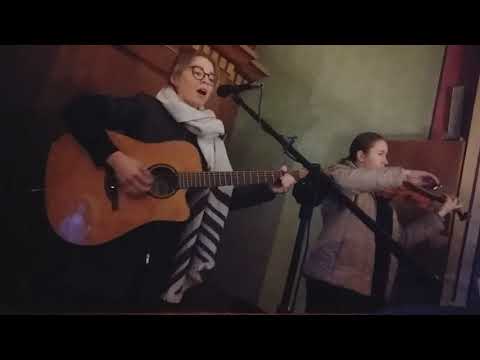 Aleksandra - Śpiew i Gitara - film 1