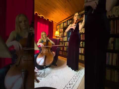 Violin & Cello Blond Duo - film 1