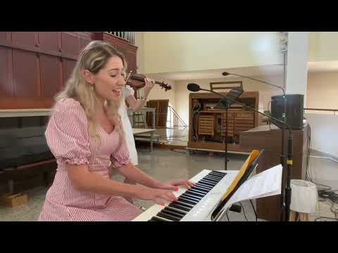 Oprawa muzyczna - Agnieszka Osiecka - film 1