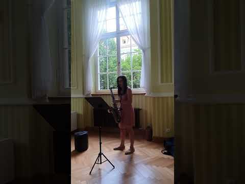 Saksofonistka Jazzy.B - film 1