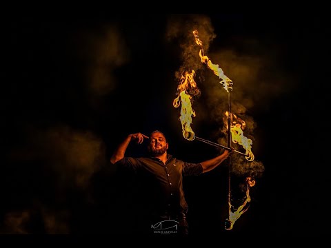 Papuga Fireshow Premium - film 1