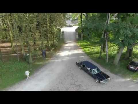 Limuzyna Cadillac DeVille '84 - szyk i elegancja - film 1